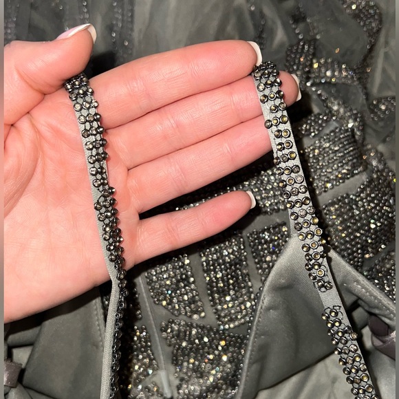 Elegant Beaded Evening Gown - Picture 7 of 11